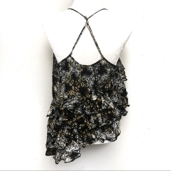 💎 Free People asymmetric floral ruffle blouse - Picture 5 of 8